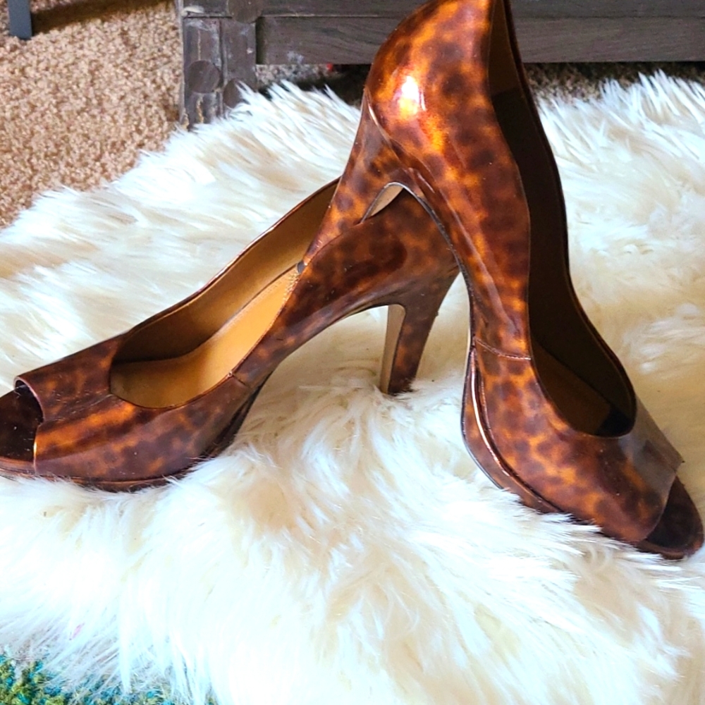 Tortoiseshell Peep Toe Tahari Heels